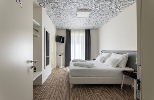 Torbole sul Garda Hotel | Experience Comfort at SeeLE Garda Hotel with Pool & Spa
