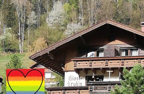 Donnersbach House | Discover Hiasl Stubn: Pet-Friendly Retreat with Breakfast