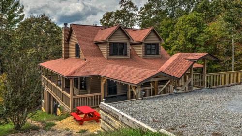Williamstown House | Relax at Hibernation Station: Spa, Breakfast & Hot Tub