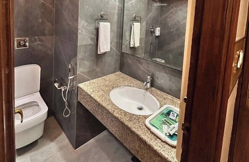 Katra Hotel | Discover Hotel Devi Grand: Poolside Comfort & Spa Retreat