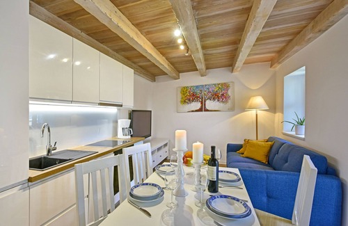 Labinci House | Hibiskus by Interhome