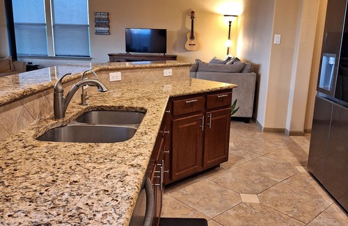 Oatmeal House | Idyllic Hickory Lake House: Relax by Lake Travis