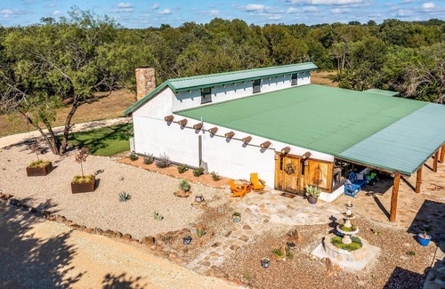 Hico House | Hico Hacienda Retreat