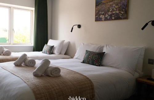 Malahide House | Hidden Acres- Deluxe Double & Single bedded room