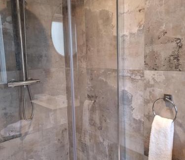 Malahide House | Hidden Acres- Deluxe Double & Single bedded room