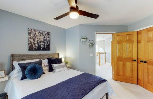 Blaine House | Discover Hidden Acres: Indoor Pool, Spa & Scenic Trails