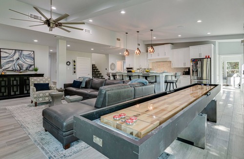 Sherman House | Discover a Serene Oasis in Sherman, Texas with Pool & Spa