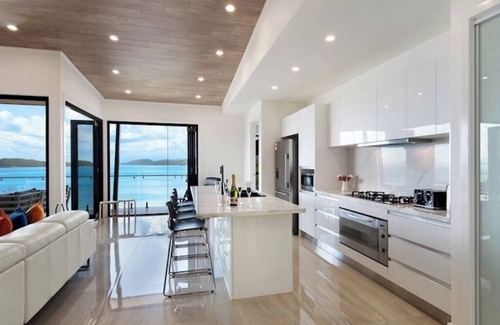 Hamilton Island Apartment | Hidden Cove 4