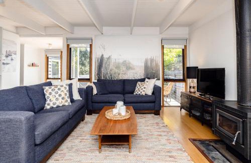 Ocean Grove House | Family-Friendly Hidden Crescent Cabin for Memorable Stays