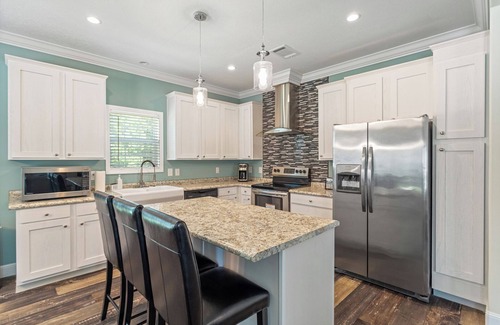 St. Augustine House | Hidden Gem Charming 3-bedroom house close to Historic St. Augustine and Beaches.