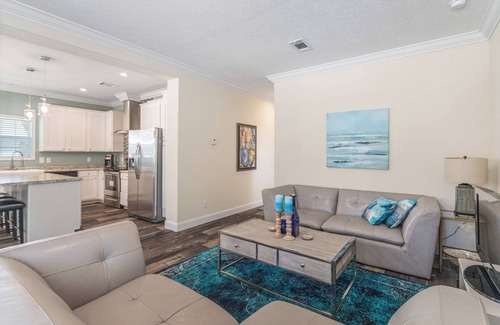 St. Augustine House | Hidden Gem Charming 3-bedroom house close to Historic St. Augustine and Beaches.