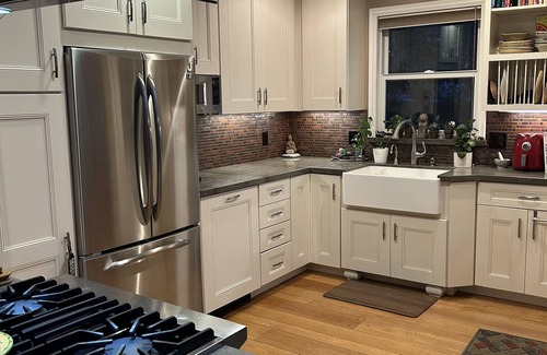 Piedmont Pines Cottage | Discover Hidden Gem Cottage Near Trails and Village Eats