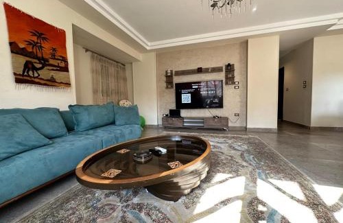 An-Nuzhah Apartment | Hidden Gem Few Steps from the Airport