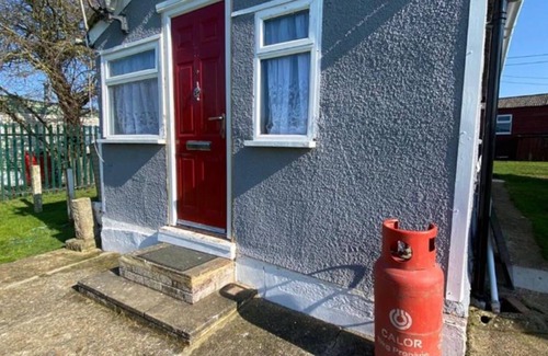 Warden Ski Chalet | Discover a Hidden Gem in Leysdown on Sea with Breakfast