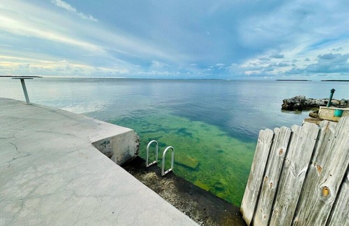 Islamorada Apartment | Oceanfront Oasis in Islamorada | Guest Rated 9.8