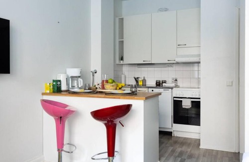 Etu-Toolo Apartment | Discover a Hidden Gem in Kamppi - Cozy 4-Star Retreat