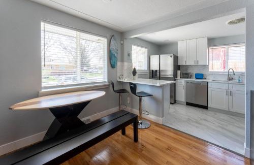 Scenic Heights House | Discover the Hidden Gem of Arvada for Families and Pets