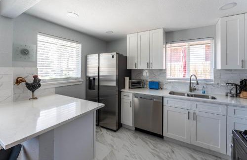 Scenic Heights House | Discover the Hidden Gem of Arvada for Families and Pets