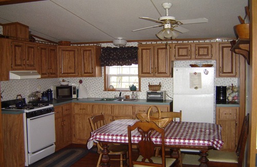 Canastota House | Idyllic Oneida Lakefront Home with Breathtaking Views