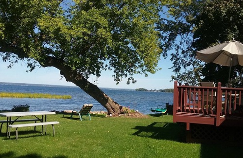 Canastota House | Idyllic Oneida Lakefront Home with Breathtaking Views