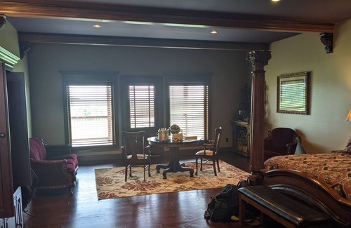 Ste Genevieve House | Scenic Retreat with Private Balconies & Gourmet Dining