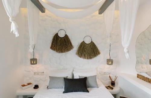 Mikri Vigla Villa | Discover Hidden Gem Villa with Sea View at Mikri Vigla
