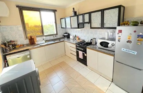 Oyster Bay Apartment | Discover a Hidden Gem with Self Check-In & Family Amenities