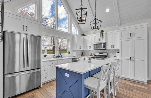 Cleveland House | Discover Hidden Haven: Ocean View with Hot Tub & Fire Pit