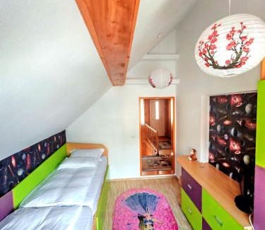 Moieciu House | Hidden House Moieciu