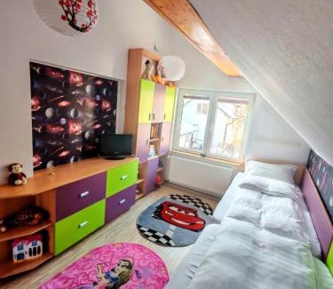 Moieciu House | Hidden House Moieciu