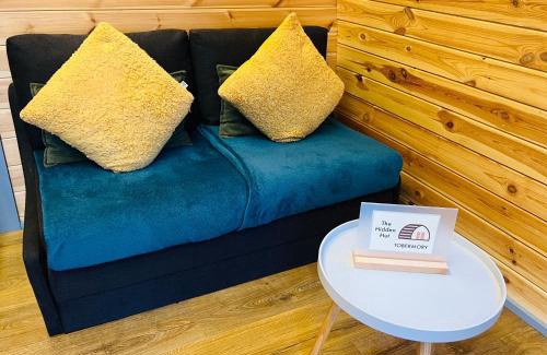 Tobermory House | Inviting Hidden Hut - Aros View, Tobermory: Family-Friendly Retreat
