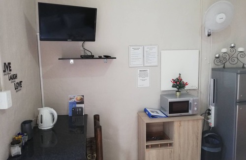 Pietermaritzburg Bed & Breakfast | Unforgettable Stay at Hidden Inn: Guest Rated 9.8/10