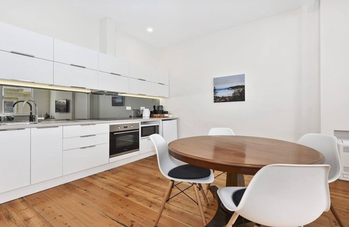 Launceston CBD Apartment | Explore a Hidden Inner City Apartment in Launceston