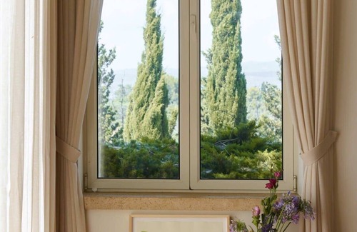 Hof HaCarmel Villa | Elegant Mansion With Breathtaking Sea Views and Amenities