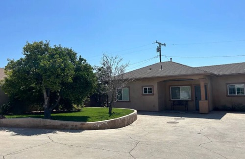 Camarillo House | Hidden Modern Gem in the Heights of Camarillo, CA