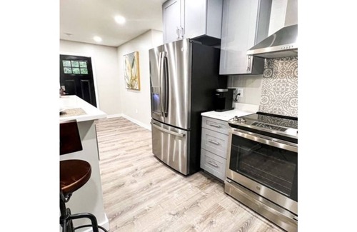 Calverton House | Discover a Modern Private Ocean View Getaway