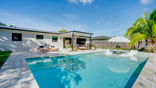 Deerfield Beach House | Serene Oasis in Deerfield Beach with Heated Pool Access