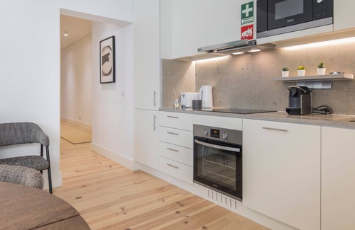 Sao Paulo Apartment | Tranquil River View Getaway - Ideal for Families