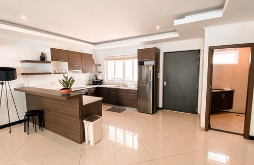 North Pattaya Villa | Relaxing Hidden Palm Pool Villas with Ocean Views & Pools