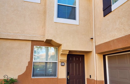 Temecula Condo | Discover Hidden Paradise: Family and Pet Friendly Oasis