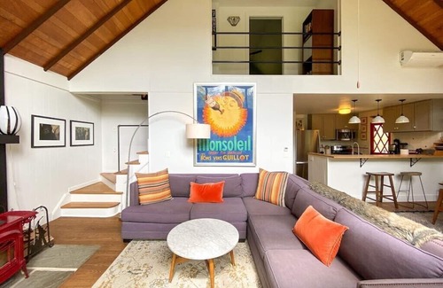 Oliverea Ski Chalet | Idyllic Hidden Pond Retreat: Swim, Relax & Unwind in Nature
