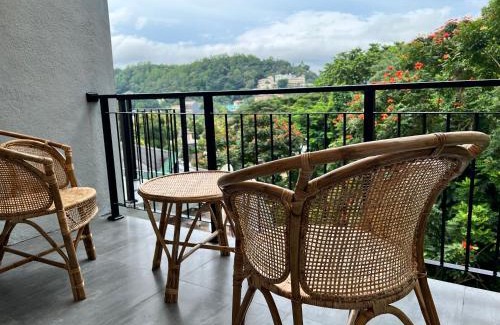 Kandy Apartment | Serene Escape at Kings Residence with Family-Friendly Amenities