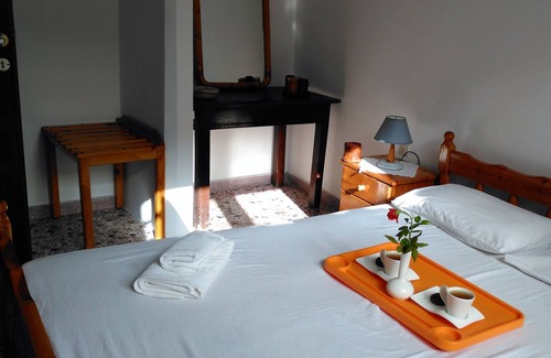 Kokkari Apartment | Cozy Hidden Treasure Kokkari - Steps from the Sea