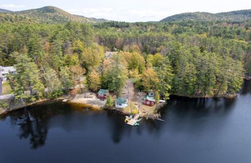 Lake Luzerne Resort | Relax at Hide-A-Way Waterfront Cottages with Ocean Views