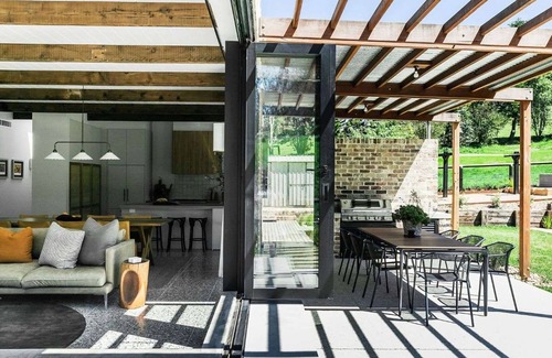 Upper Kangaroo River House | Relax at Hide and Seek Estate in Scenic Kangaroo Valley