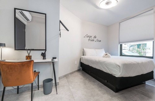 Miramar Hotel | Hideaway 1BR In The Heart of San Juan With Parking - Ricky Martin