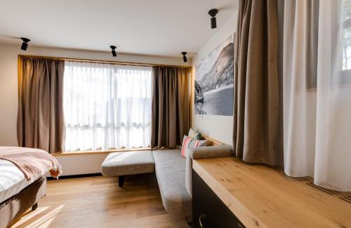Mariazell Hotel | Charming Montestyria Hotel with Pool & Ocean Views