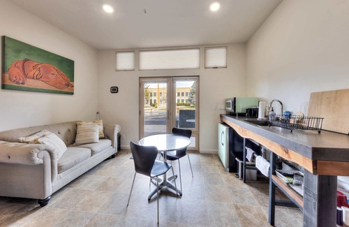 Moab Apartment | Serene Retreat in Downtown Moab with Pool & Spa Amenities