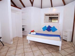 Hideaway Island Resort | Serene Hideaway Island Resort with Private Beach Access