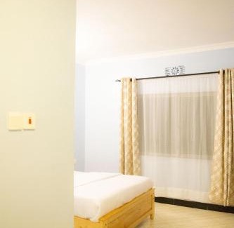 Arusha Hotel | Hideaway Resort Inn